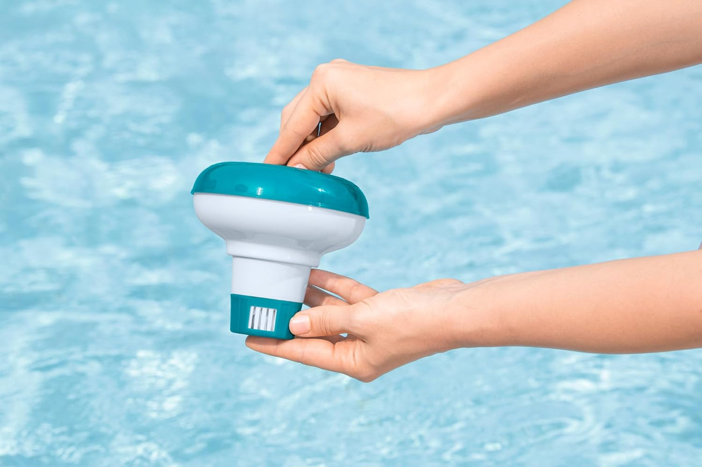 Bestway 5"/12.7cm Chemical Dispenser