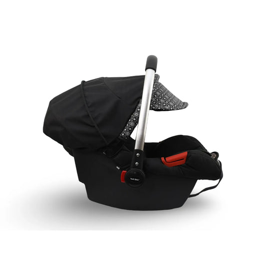 Petit Bebe Car Seat Vea