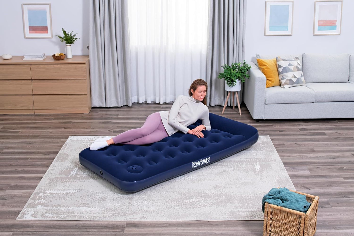 Bestway 74" x 39" x 11"/1.88m x 99cm x 28cm Air Mattress Twin Built-in Foot Pump