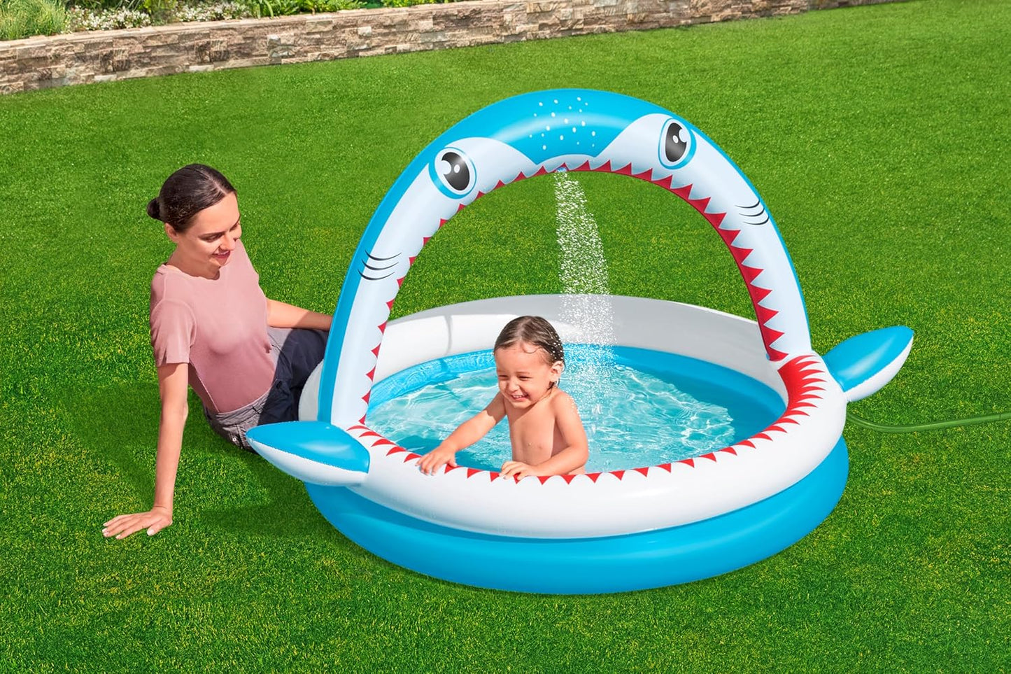 Bestway 64" x 50" x 36"/1.63m x 1.27m x 92cm Sharktastic Sprinkler Play Pool