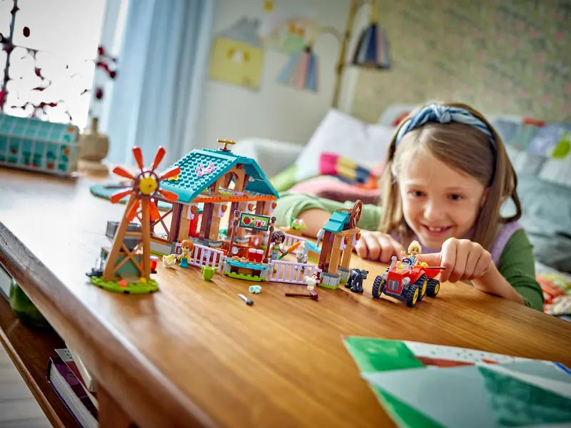 ليجو فريندز: ملجأ الحيوانات في المزرعة – LEGO Friends Farm Animal Sanctuary (42617)