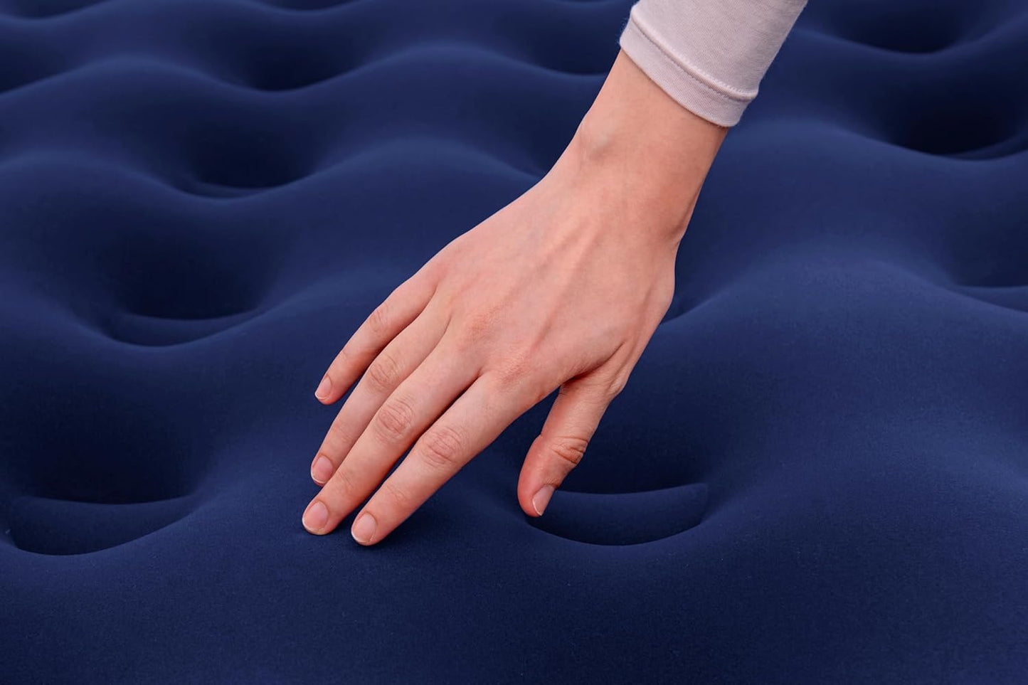 Bestway 74" x 39" x 11"/1.88m x 99cm x 28cm Air Mattress Twin Built-in Foot Pump
