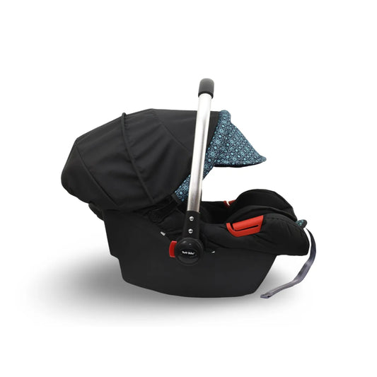 Petit Bebe Car Seat Vea