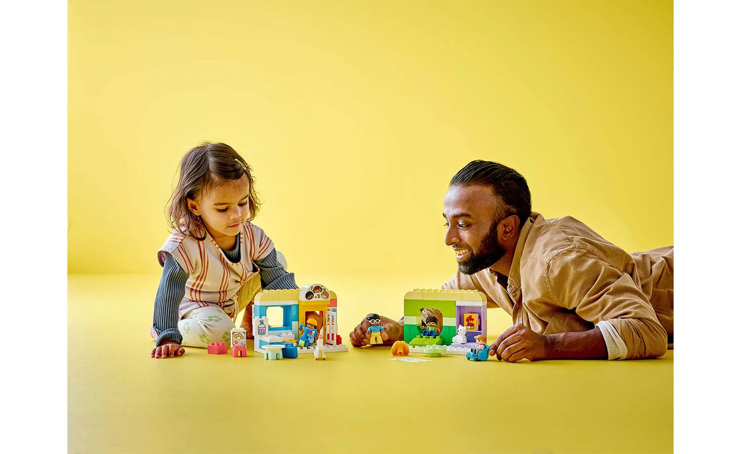 ليجو دوبلو: الحياة في الحضانة – LEGO DUPLO Life at The Day-Care Center (10992)
