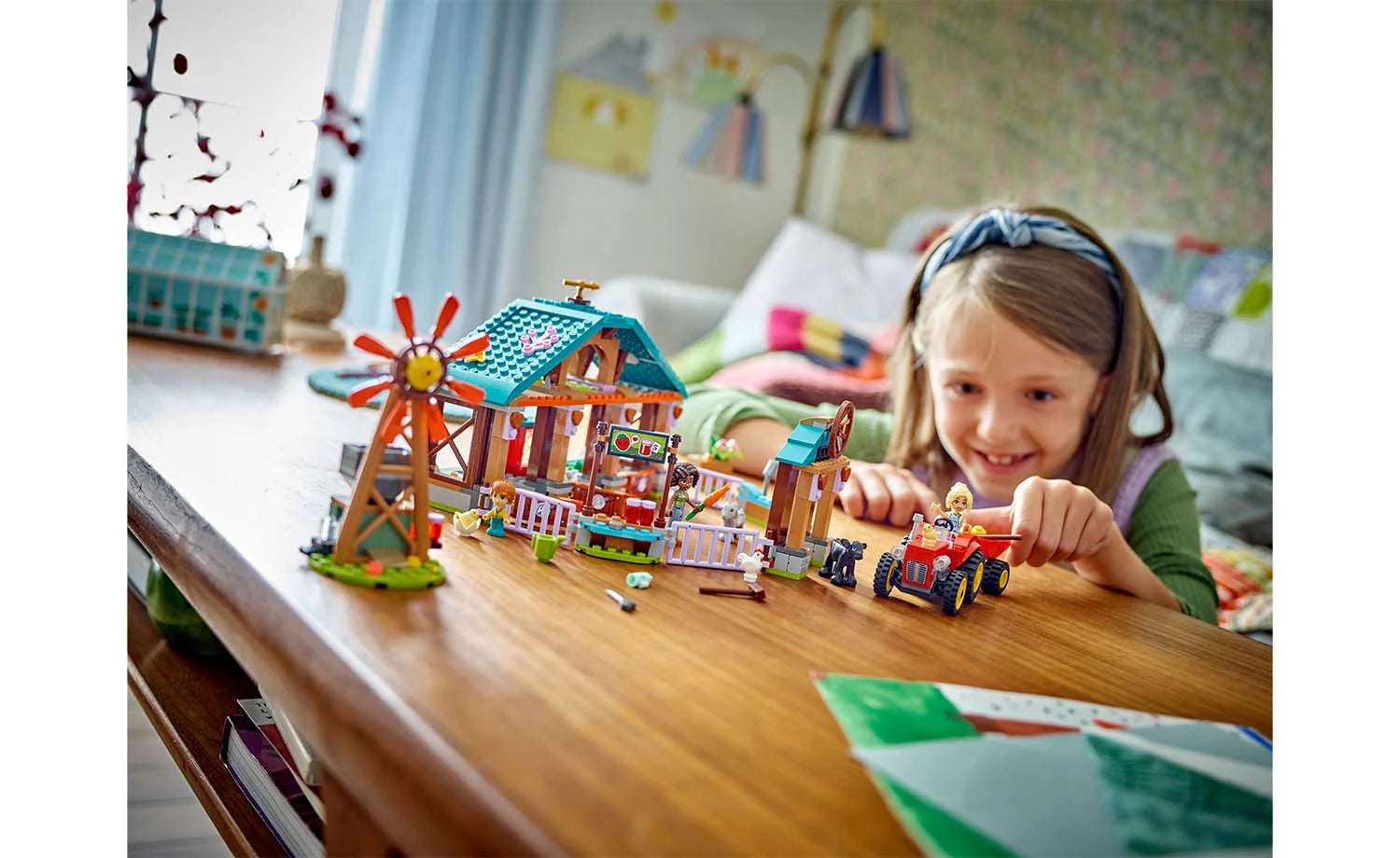 ليجو فريندز: ملجأ الحيوانات في المزرعة – LEGO Friends Farm Animal Sanctuary (42617)